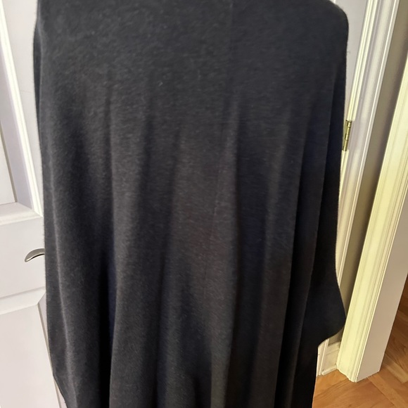 Lululemon Live Freely Wrap Charcoal Gray - Picture 4 of 6